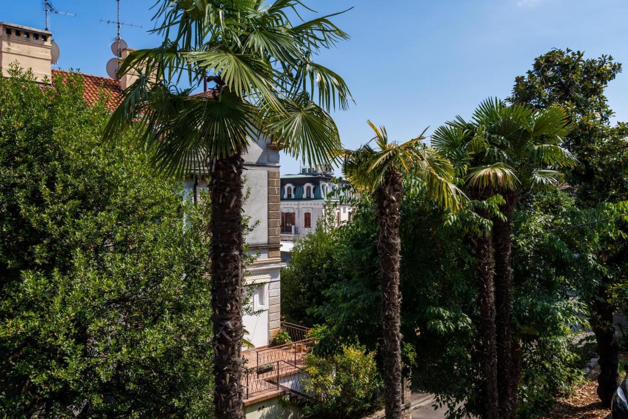 Downtown Apartment Helena Opatija Buitenkant foto